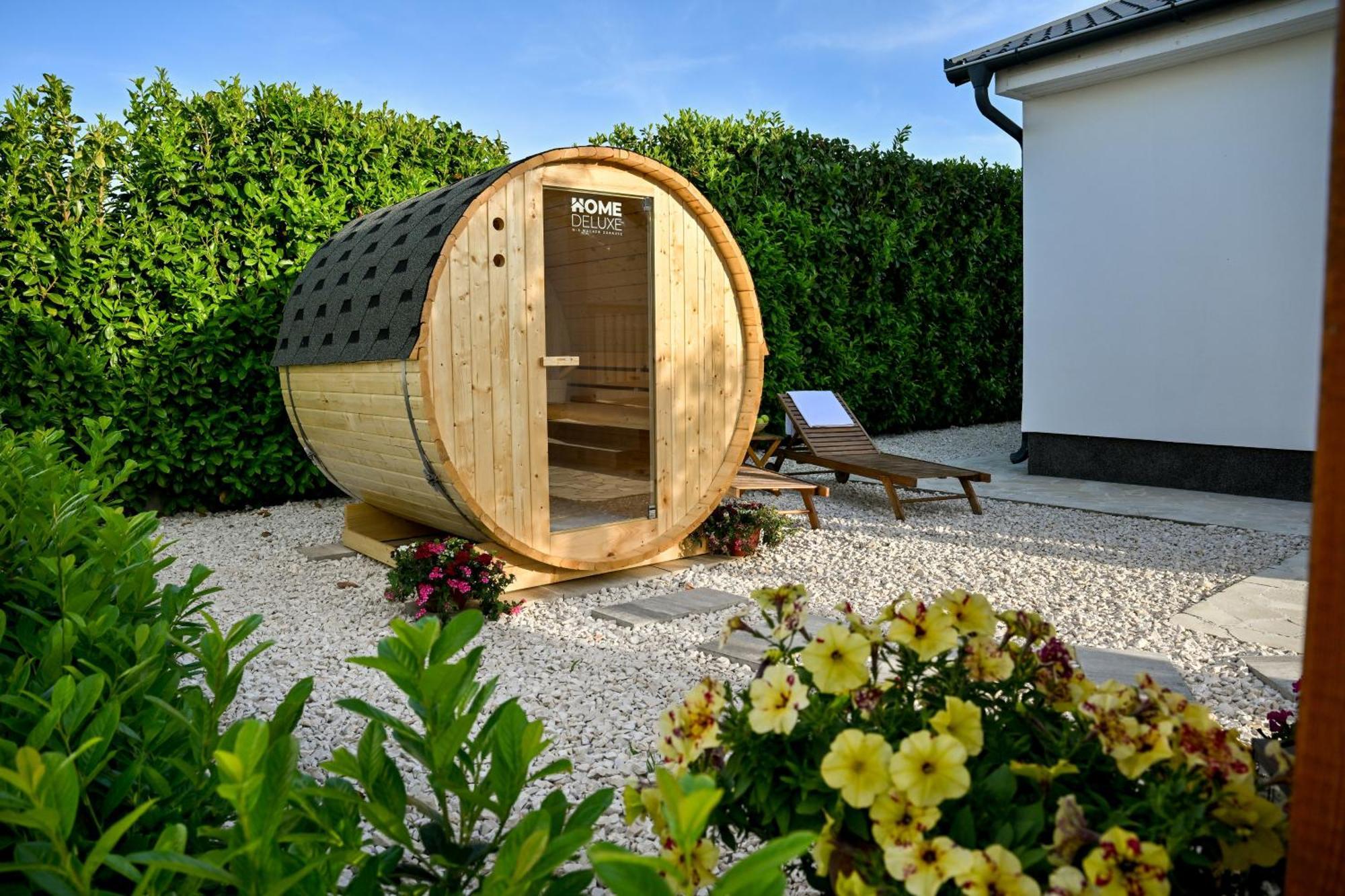 Aprilis With Pool, Jacuzzi And Sauna Galovac (Zadar)